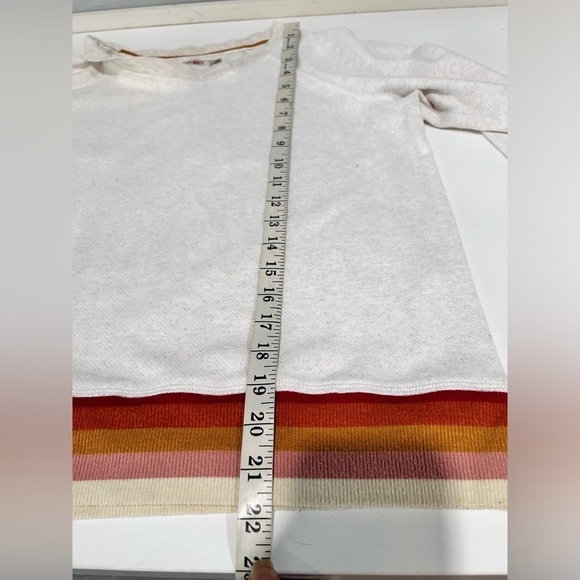 Faherty cream cruw sweeter with stripes - Picture 13 of 15